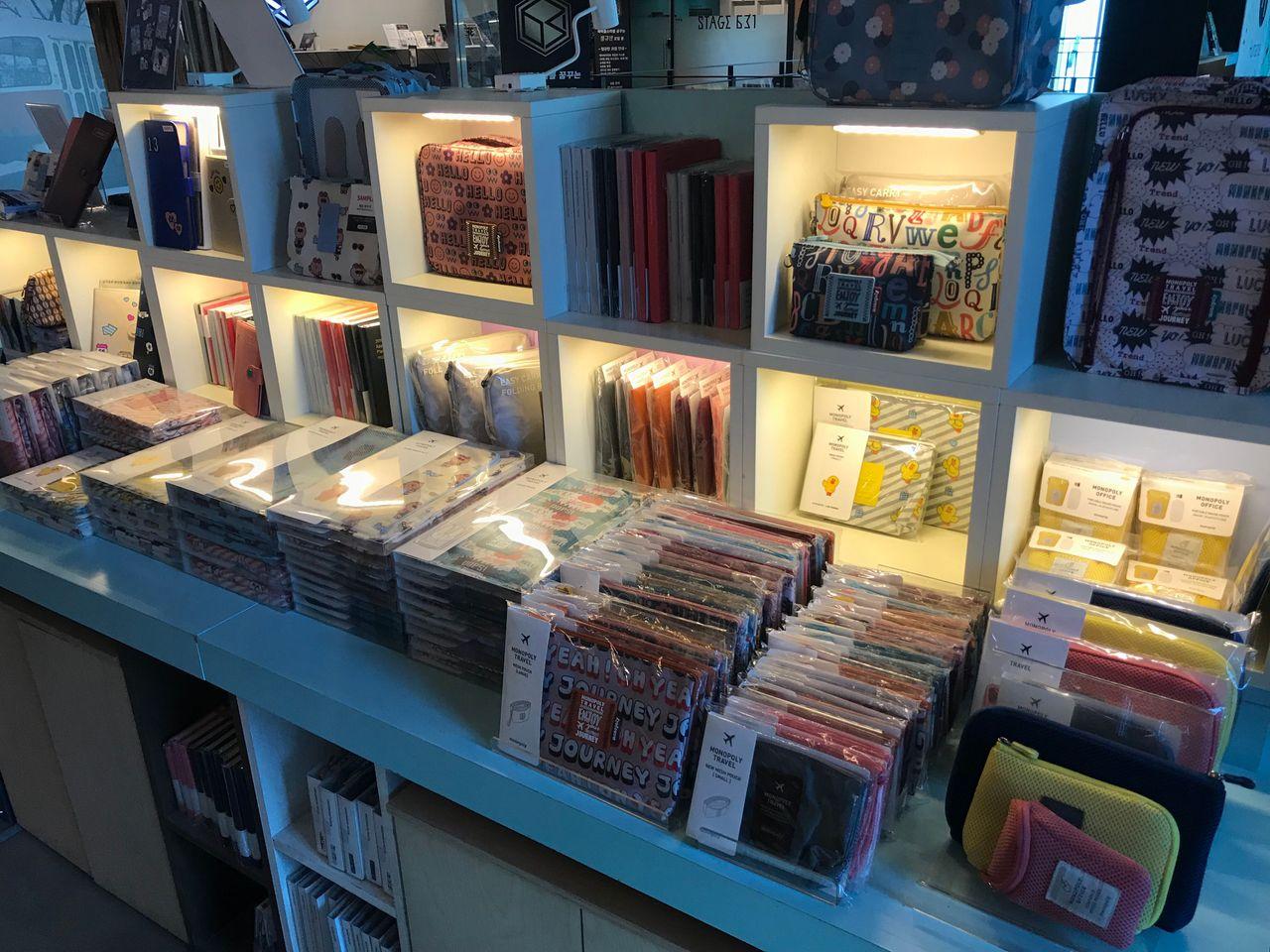 Seoul Attraction: Book Park, Itaewon. An Amazing Photogenic Library.